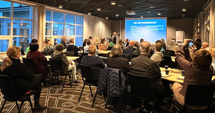 Åhörare i ett konferensrum på Scandic i Bollnäs.