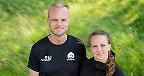Lars Björklund och Lina Johansson från företaget Springresor